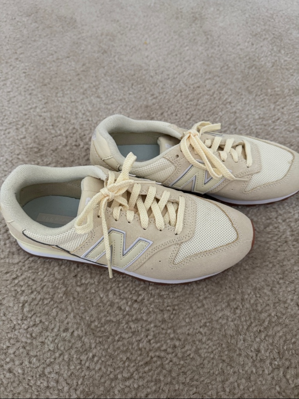 New Balance Women's Cream and Beige Casual Sneakers
